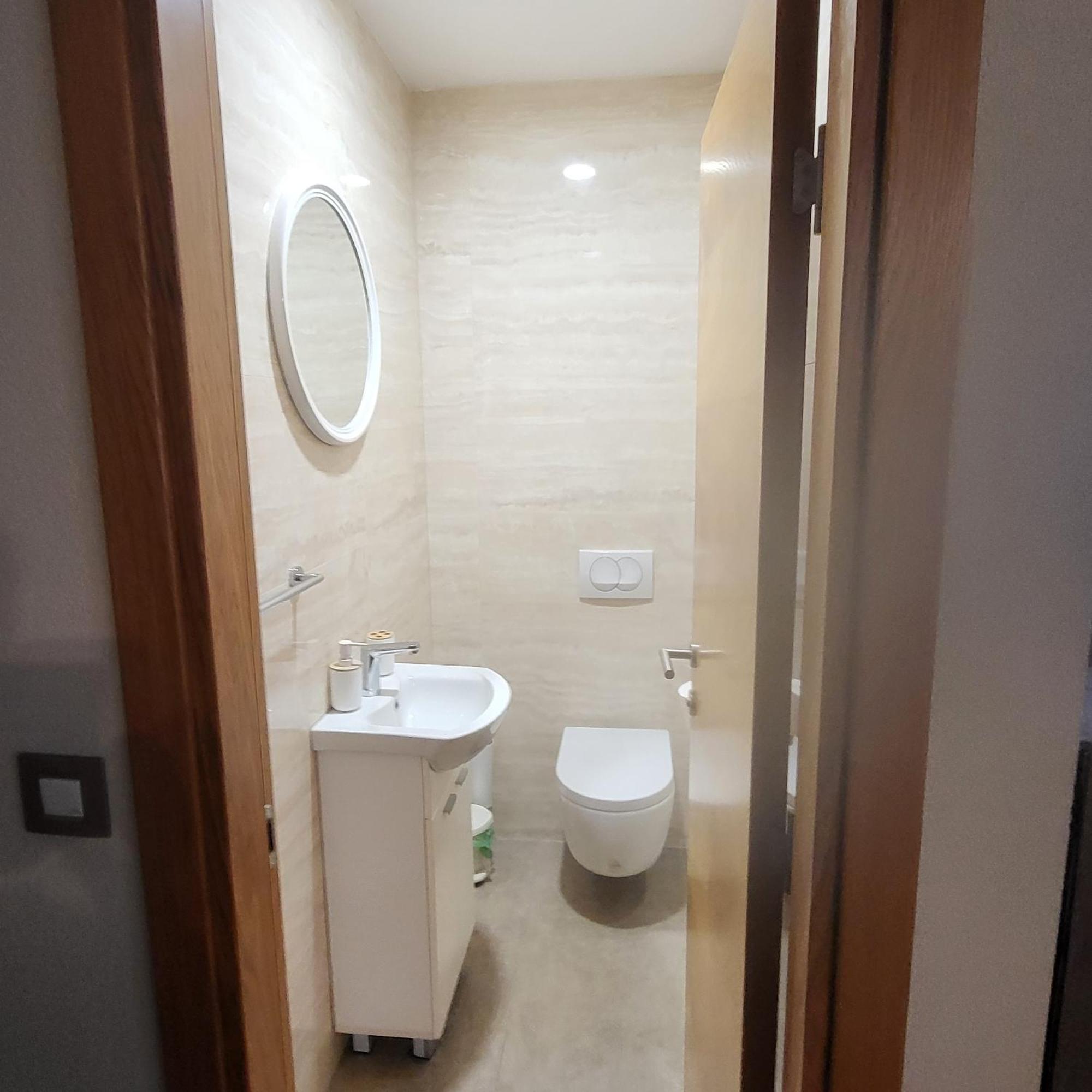 Apartman Centar Bulevar Ex Sa Garazom Banja Luka Eksteriør billede